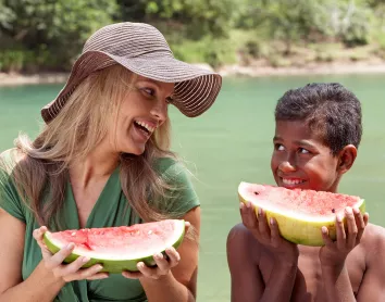 Fruit Pastèque Partage Enfant Fidji